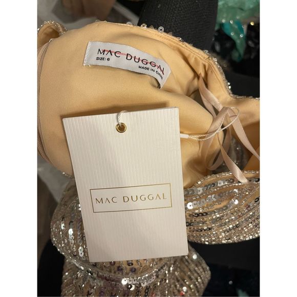 MAC DUGGAL LONG SLEEVE SEQUINED MINI DRESS - Picture 9 of 9